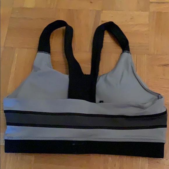 Gymshark sport bra - Picture 2 of 3